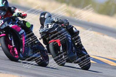 media/Feb-03-2024-SoCal Trackdays (Sat) [[767c60a41c]]/8-Turn 7 (1140am)/